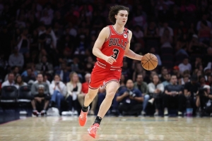 吉迪和三球之間選誰建隊(duì)？阿里納斯：吉迪 他和誰都能共存