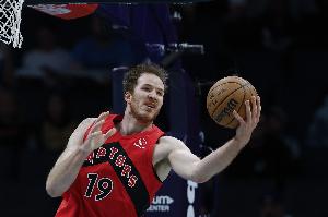 釘脖大帽！珀爾特爾封蓋麥康納上籃 球卡籃脖