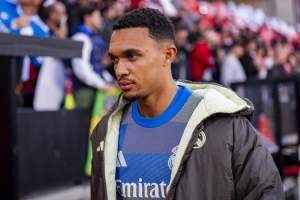 TA：阿諾德前往迪拜進(jìn)行溫暖氣候訓(xùn)練，呂迪格、瓊阿或缺陣埃爾切