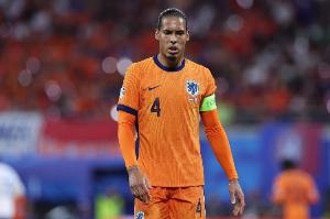 范戴克超越弗蘭克·德波爾，成為荷蘭國(guó)家隊(duì)歷史出場(chǎng)次數(shù)最多隊(duì)長(zhǎng)