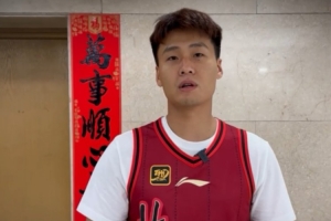 趙睿：感謝北京隊(duì)信任我選擇我 新賽季會(huì)全力以赴打好每一場