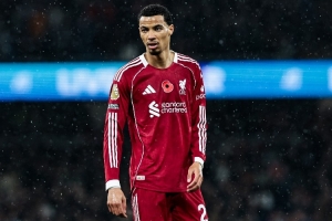 勒伯夫：我個(gè)人認(rèn)為利物浦不需要伊薩克，他們本該放棄這筆簽約