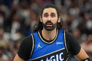 高空轟炸！席爾瓦助飛比塔澤 隨后比塔澤拋傳助席爾瓦空接暴扣