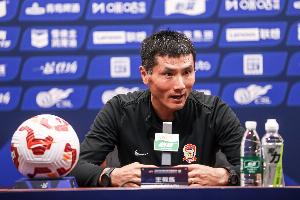 北青：國(guó)足明年聯(lián)賽期間不會(huì)長(zhǎng)期集訓(xùn)，但賽季開始前很可能冬訓(xùn)