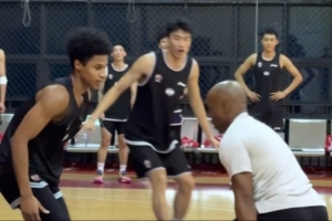 球員：教練我想打球??！  ???????主教練：我也想！??