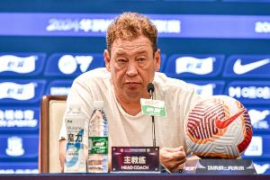 斯盧茨基：中超收官戰(zhàn)重要性不言而喻，我認(rèn)為我們已經(jīng)準(zhǔn)備好了