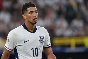 力挺！萊因克爾社媒轉(zhuǎn)發(fā)貝林厄姆比賽集錦：他非常出色并拼盡全力