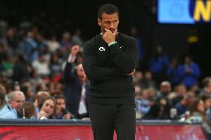 不敵籃網(wǎng)！馬祖拉：他們表現(xiàn)確實(shí)出色 大部分時(shí)間打得都比我們好