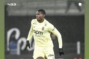 萊奧社媒轉(zhuǎn)發(fā)博格巴照片，祝賀他重返賽場(chǎng)：歡迎回歸