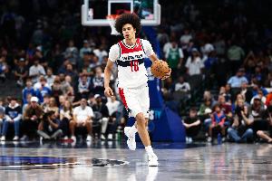 全能表現(xiàn)！凱肖恩·喬治14中5拿到17分12板7助4斷