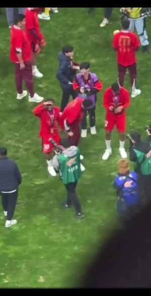 可惡??！蔣光太將古斯塔沃褲子扒掉 ??