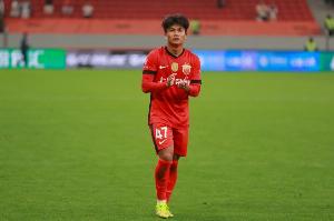 蒯紀(jì)聞：沒想到生涯第一年就能拿冠軍；未來海港隊(duì)是非常有希望的