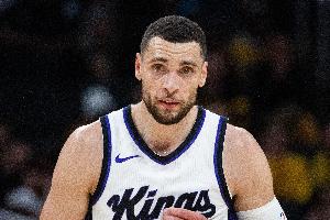 你又拉了！拉文首發(fā)32分鐘 10中3&三分6中1僅拿7分3板