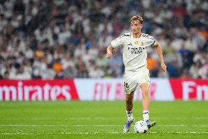 記者：赫伊森左大腿超負(fù)荷，但他對(duì)陣赫羅納時(shí)能恢復(fù)健康