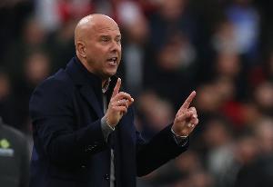 連敗于曼城和森林！利物浦60年來首次在聯(lián)賽連續(xù)2場凈負(fù)至少3球