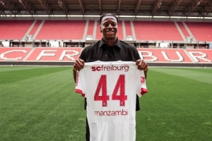 德天空：那不勒斯有意弗賴堡20歲中場曼贊比，用他代替德布勞內(nèi)