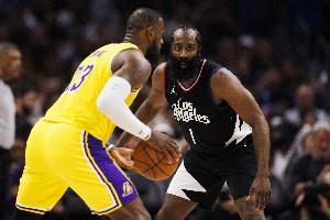 媒體人：就在哈登下去那段時(shí)間分差拉 再也沒辦法拉回來(lái)了