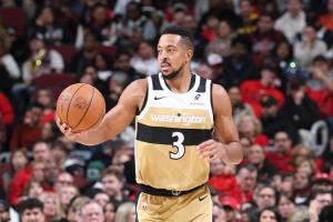 太猛了！第3節(jié)進(jìn)行中 麥科勒姆投進(jìn)本場(chǎng)第9記三分 創(chuàng)個(gè)人賽季新高