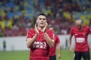 苗原：海港一直在追周定洋，若浙江玉昆不動他成都海港二選一