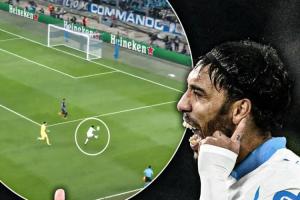 寶刀不老！36歲奧巴梅揚(yáng)趟過門將精準(zhǔn)弧線破門，5輪歐冠獻(xiàn)3球3助