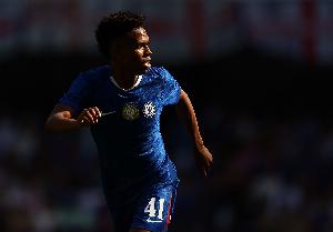 18歲215天！埃斯特旺歐冠前3次首發(fā)均破門(mén) 歷史第2年輕僅次姆巴佩