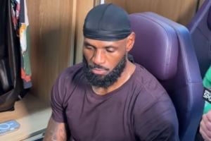 詹姆斯：東契奇很早就進入了狀態(tài) 為我們的進攻定下了基調(diào)