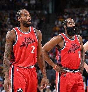 小卡：我覺得關(guān)鍵是要排出正確的場上陣容 需要更多天賦