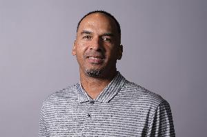 濃眉談哈里森被解雇：他是我的好哥們 很意外 但這就是生意