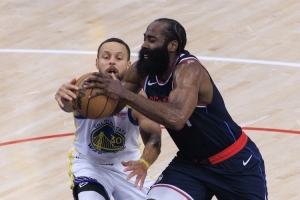 徐靜雨：青春風(fēng)暴席卷聯(lián)盟 勇士&快船老態(tài)盡顯 小里上限不如小謝