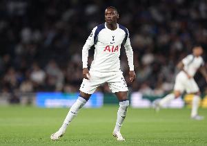 反戈一擊！穆阿尼生涯面對(duì)巴黎直接參與5球，是各對(duì)手最多