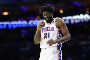 巴克利：不管76人的后衛(wèi)們打得多好 恩比德不打他們還是走不遠(yuǎn)