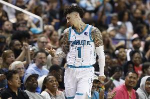 外線不準(zhǔn)！鮑爾三分球6中1拿到14分2板5助 關(guān)鍵時刻&加時遭DNP