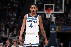 奮力反擊！迪林厄姆三分穿針 森林狼回敬12-2打停凱爾特人