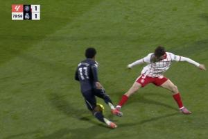 ??皇馬TV炮轟裁判：裁判們?cè)诮o皇馬使絆子，特巴斯還為他們開脫