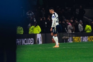 波羅回應(yīng)批評(píng)：無法容忍球迷對(duì)我的隊(duì)友不尊重，我愛真熱刺球迷