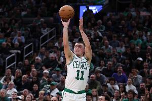 左右開弓！普理查德左右側(cè)翼各中一記加長三分&連得8分