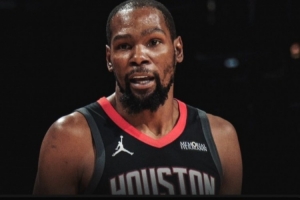 KD生涯69次單場轟25+且真實(shí)命中率超80% 追平哈登僅次于庫里