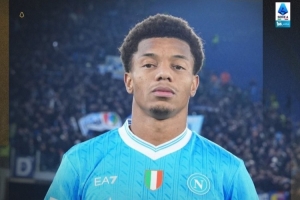 單刀球制勝！意甲官方：內(nèi)雷斯當(dāng)選羅馬vs那不勒斯全場(chǎng)最佳