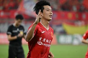 足球報(bào)：銅梁龍年輕化與戰(zhàn)術(shù)相契合，沖超后仍將重視年輕人的培養(yǎng)