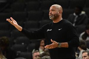 11月13勝2負(fù)！活塞主帥：對(duì)細(xì)節(jié)的極致投入是關(guān)鍵 堅(jiān)持自身打法