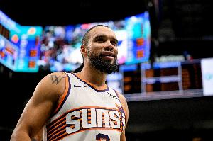 以其人之道！狄龍單打里夫斯 對抗下后仰中投打成2+1！