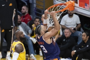 諷刺湖人球迷+故意無視詹姆斯的歷史地位 贏球后的狄龍又開始了