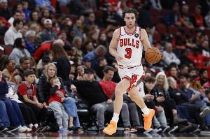 吉迪的NBA快速問答！東契奇MVP 最后一投選科比 NBA偶像是威少