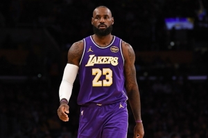 路威：所有偉大球員都會(huì)被人挑釁 喬丹科比庫里當(dāng)然也包括詹姆斯