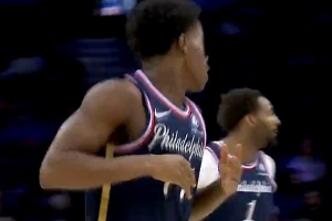 大膽投！探花秀埃奇庫姆加長三分自信出手 空心命中！