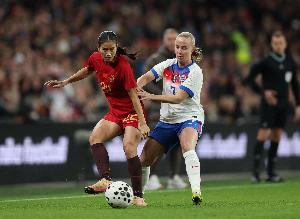 馬德興：中國(guó)女足0-8英格蘭，有關(guān)方面選擇沉默不語(yǔ)甚至希望淡化