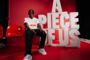 瑞天空：熱刺、利物浦深入談判萊比錫邊鋒迪奧曼德，巴薩也在關(guān)注