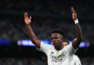 ??維尼修斯嘲諷赫羅納去踢西乙，打趣對手為了出場時間改踢中衛(wèi)