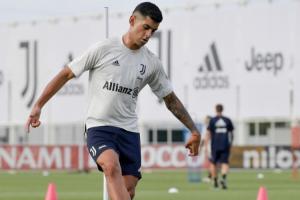 錯過??2019年21歲羅梅羅3150萬加盟尤文，2年后0出場1700萬出售