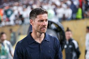 TA：皇馬球星的團(tuán)隊(duì)常和俱樂部高層聊天，阿隆索執(zhí)教面臨額外挑戰(zhàn)